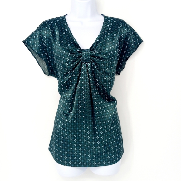 Apt 9 Emerals Green & Blue Boho Silky Princess Cut Flutter Sleeve Kimono Top - Picture 1 of 6